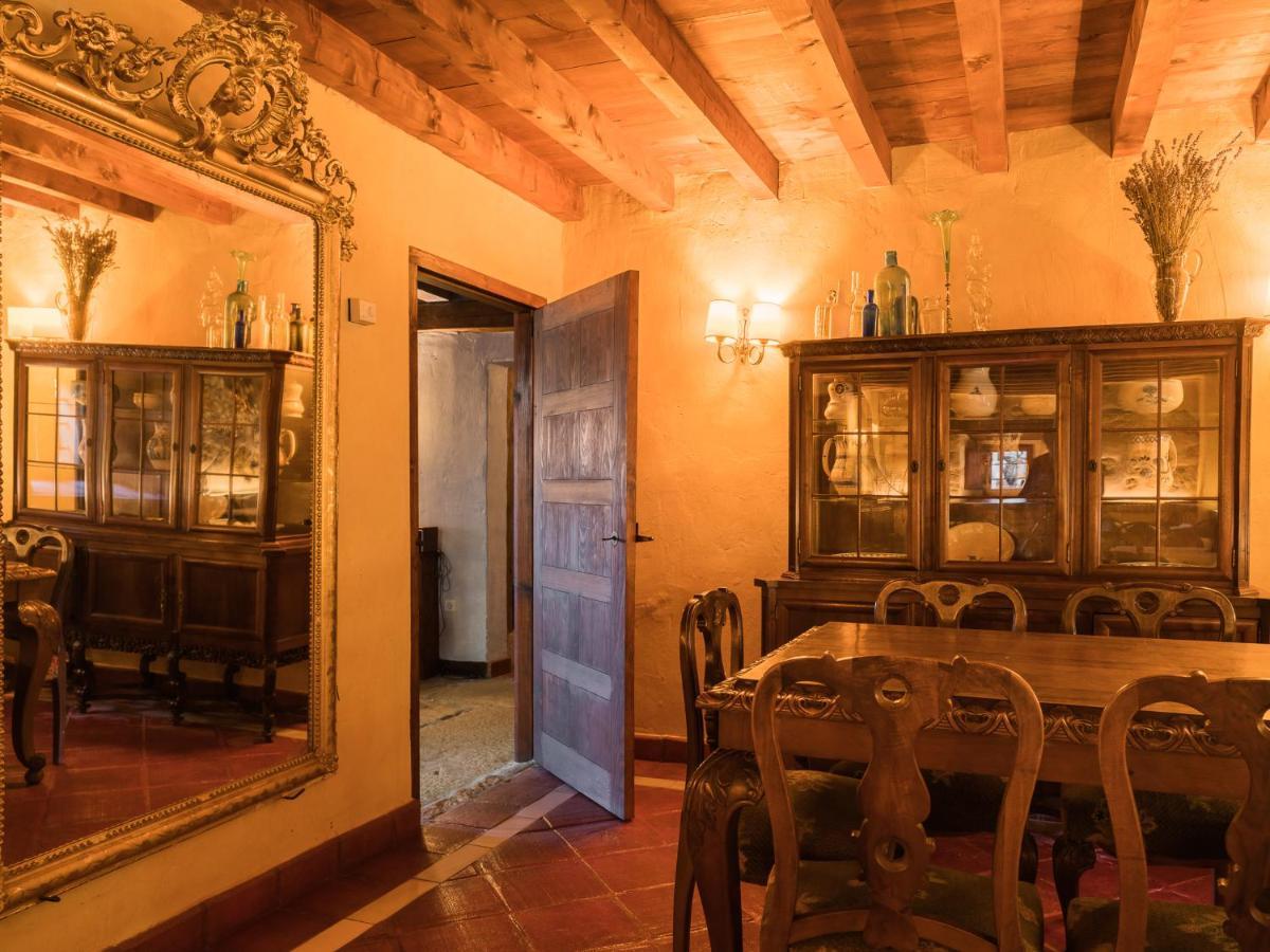 Posada Real La Casa De Arriba Navarredonda de Gredos Luaran gambar