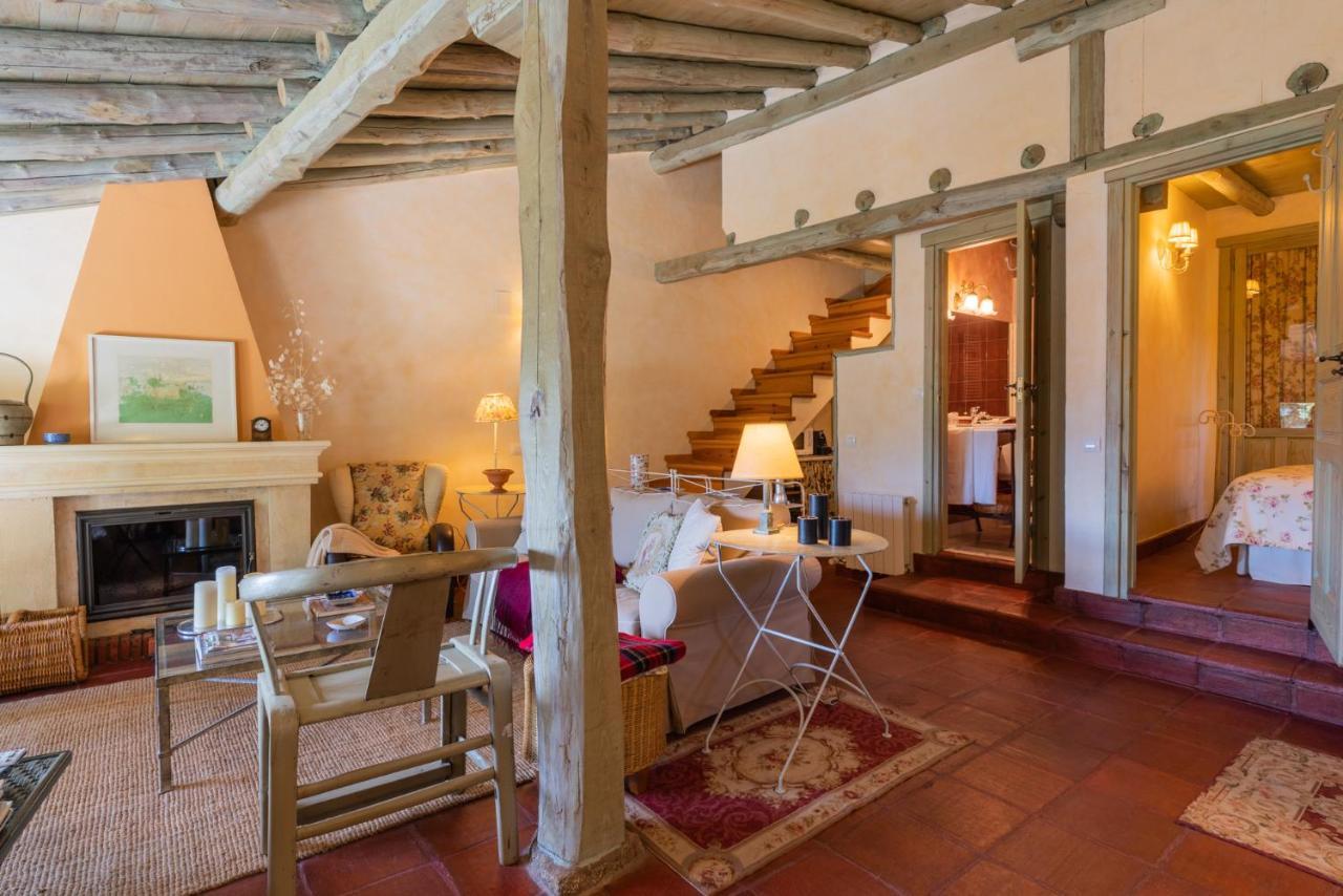 Posada Real La Casa De Arriba Navarredonda de Gredos Bilik gambar