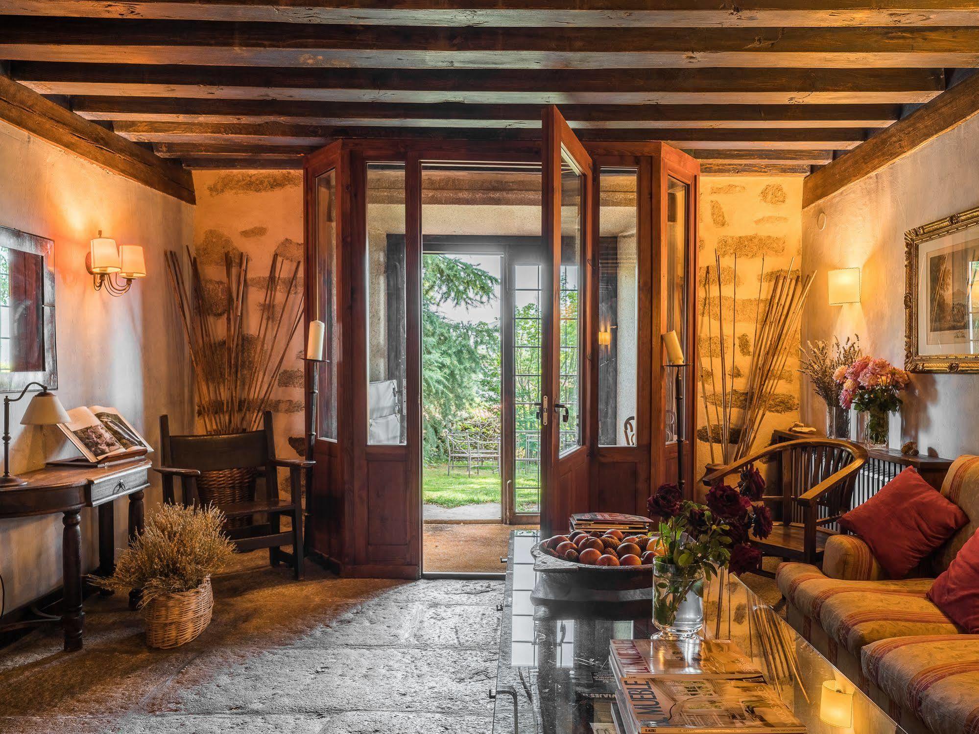 Posada Real La Casa De Arriba Navarredonda de Gredos Luaran gambar